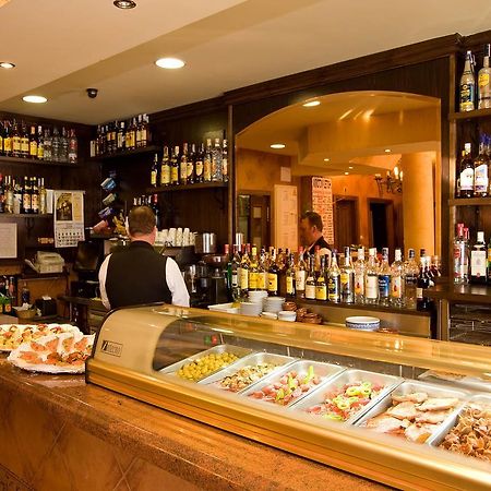 Hotel Rural "Victoria" Уманес Экстерьер фото